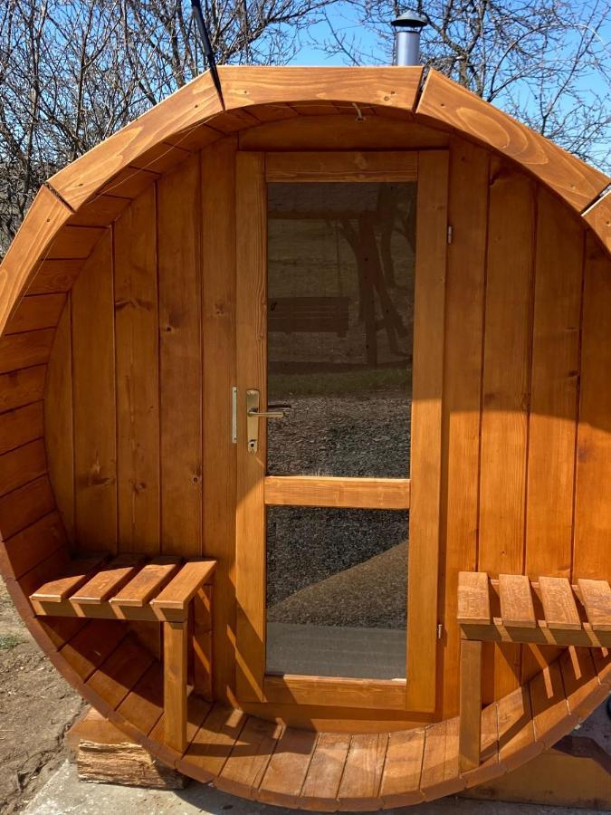 Cabanele Lu' Dinu Curtea de Argeş Eksteriør bilde